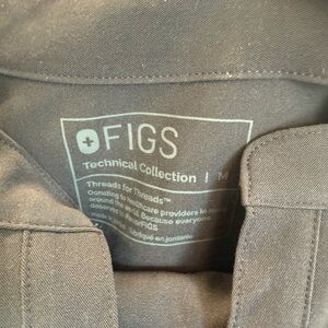 Figs scrubs